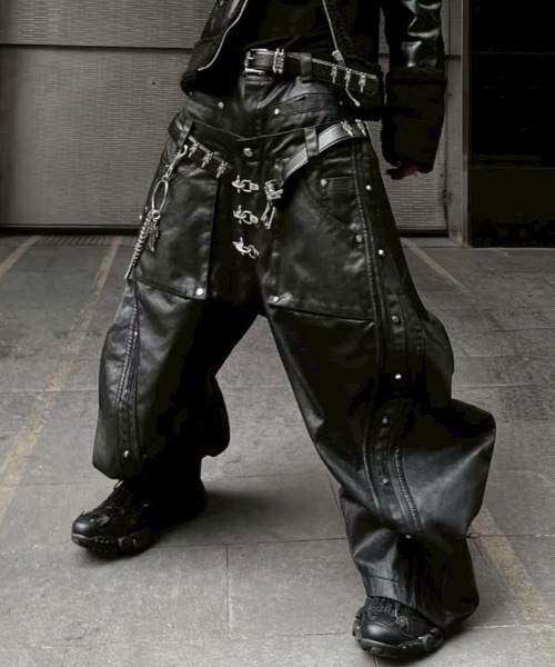 RICH(リッチ)の「【RICH】Mock Double Waist Wide Leg Pants / 【リッチ】モックダブルウエストワイドデニムパンツ<着用動画あり>(デニムパンツ・メンズ・ブラック・02/01)」の14枚目の写真