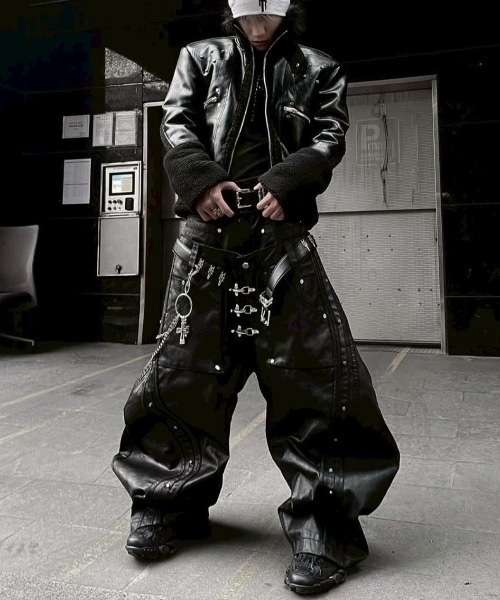 RICH(リッチ)の「【RICH】Mock Double Waist Wide Leg Pants / 【リッチ】モックダブルウエストワイドデニムパンツ<着用動画あり>(デニムパンツ・メンズ・ブラック・02/01)」の15枚目の写真