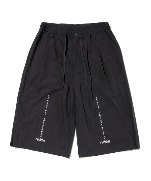 reversal.dogi.design.works(リバーサル・ドーギ・デザイン・ワークス)の「<reversal/リバーサル>4WAY WIDE SHORT TROUSERS(その他パンツ・メンズ・ブラック・X-LARGE/LARGE)」の1枚目の写真