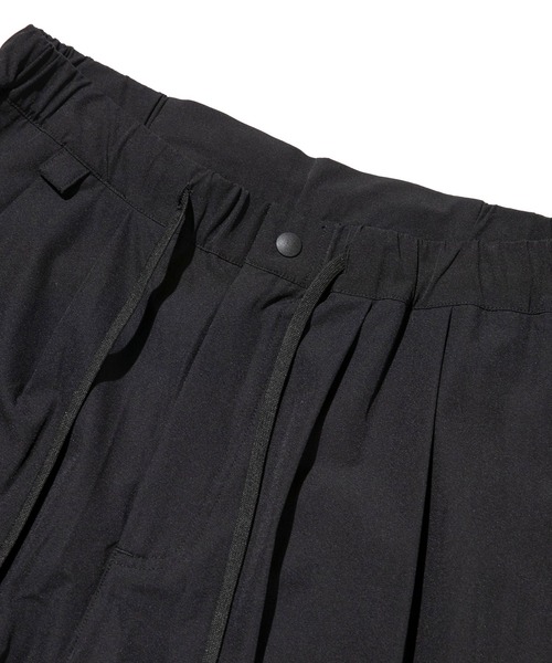 reversal.dogi.design.works(リバーサル・ドーギ・デザイン・ワークス)の「<reversal/リバーサル>4WAY WIDE SHORT TROUSERS(その他パンツ・メンズ・ブラック・X-LARGE/LARGE)」の3枚目の写真