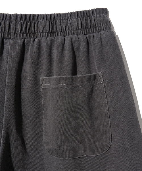 GAKKAI UNIONS(ガッカイユニオンズ)の「ワンタック8部ピグメントバミューダカーゴパンツチャコール(その他パンツ・メンズ・その他・SMALL/MEDIUM/LARGE/X-LARGE)」の7枚目の写真