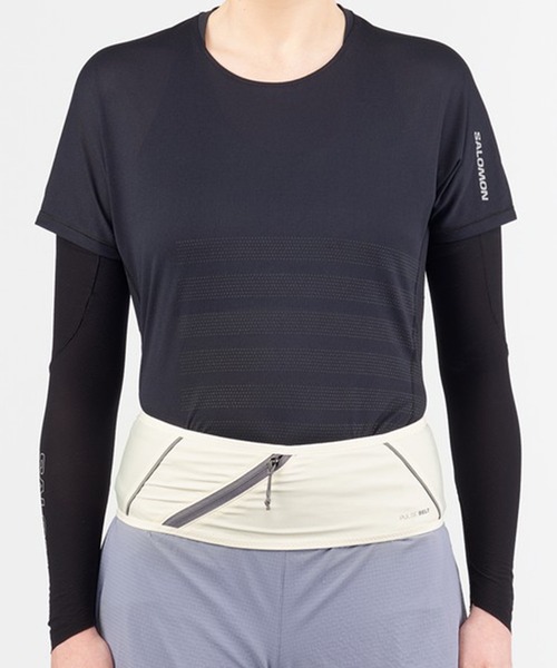 SALOMON(サロモン)の「【SALOMON】PULSE BELT(ボディバッグ/ウエストポーチ・レディース・ブラック/ホワイト・M)」の3枚目の写真