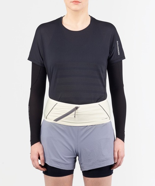 SALOMON(サロモン)の「【SALOMON】PULSE BELT(ボディバッグ/ウエストポーチ・レディース・ブラック/ホワイト・M)」の4枚目の写真