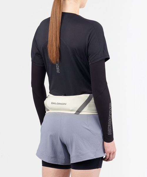 SALOMON(サロモン)の「【SALOMON】PULSE BELT(ボディバッグ/ウエストポーチ・レディース・ブラック/ホワイト・M)」の5枚目の写真