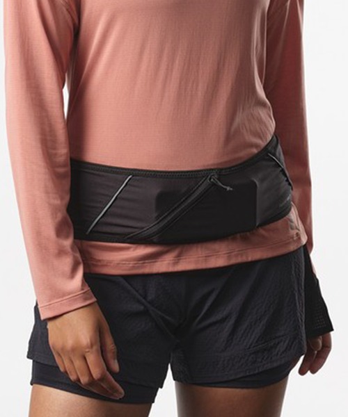 SALOMON(サロモン)の「【SALOMON】PULSE BELT(ボディバッグ/ウエストポーチ・レディース・ブラック/ホワイト・M)」の13枚目の写真