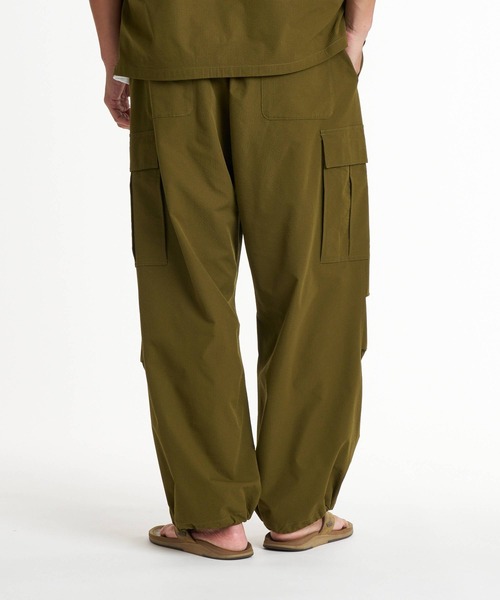 REEF（リーフ）の「REEF メンズ SUCKER UTILITY JAM PANTS  【2026年夏モデル】/リーフストレッチカーゴパンツ（カーゴパンツ・メンズ・オリーブ/ブラック・MEDIUM/LARGE/X-LARGE/SMALL）」の8枚目の写真