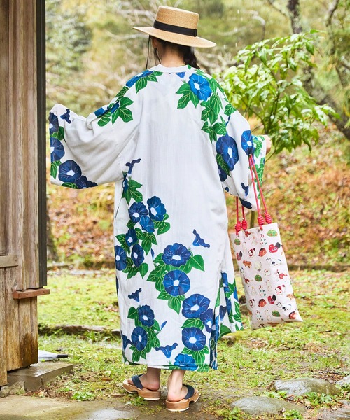 倭物やカヤ（ワモノヤカヤ）の「【倭物やカヤ】容花（かおばな）着物風UV羽織（カーディガン/ボレロ・レディース・ネイビー/キナリ・FREE）」の7枚目の写真