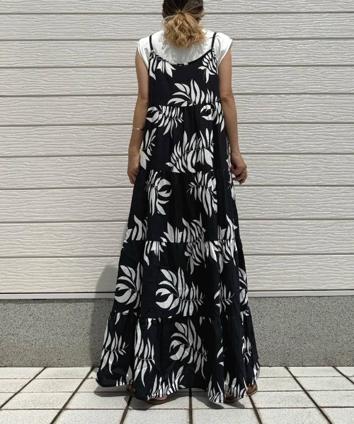 Q(キュー)の「バカンスキャミワンピ(ワンピース・レディース・ブラック系・MEDIUM)」の12枚目の写真