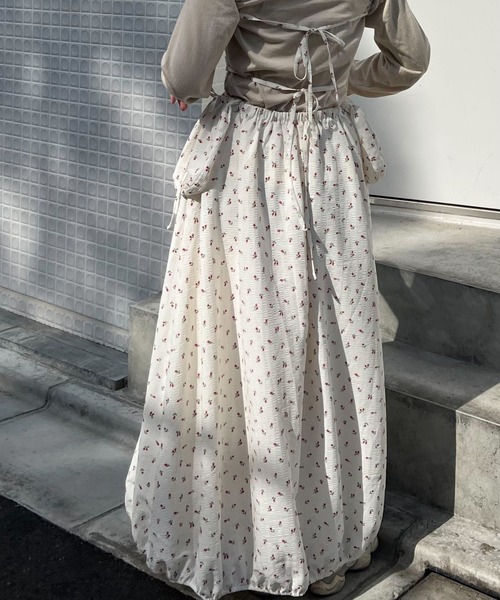 BLOOMING CHARM（ブルーミングチャーム）の「Flower Side Pocket Cami Dress（ワンピース・レディース・オフホワイト・FREE）」の6枚目の写真
