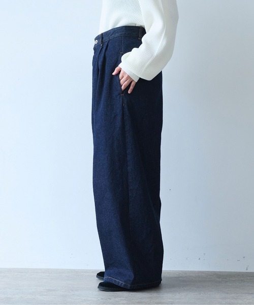 yuni(ユニ )の「Cotton 11oz denim back gum wide pants(デニムパンツ・レディース・ネイビー・M/S)」の13枚目の写真