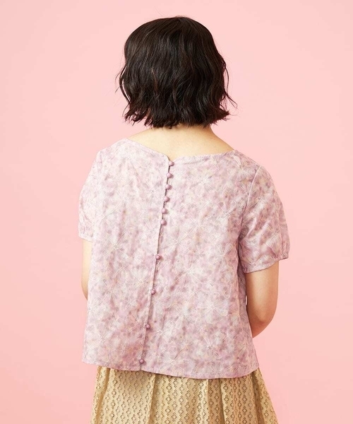 Jocomomola(ホコモモラ)の「【2WAY】Ilusion フラワー総刺繍ブラウス(シャツ/ブラウス・レディース・ブルー/ピンク・42/40)」の13枚目の写真