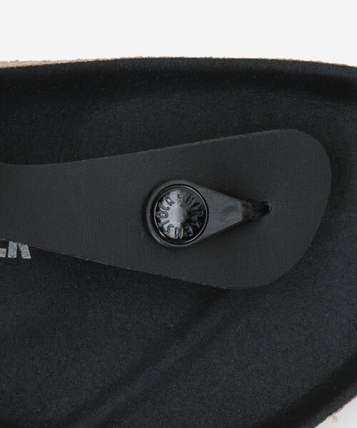 BIRKENSTOCK(ビルケンシュトック)の「BIRKENSTOCK | GiZEH BF TRIPLES BLACK WOMEN(サンダル・レディース・ブラック・37/38/36)」の8枚目の写真