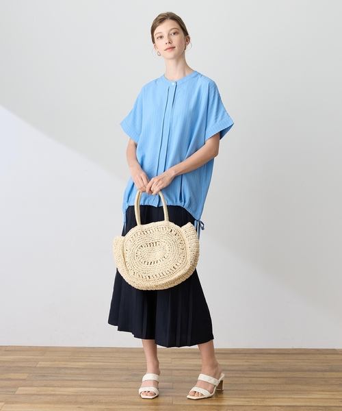 LE SOUK HOLIDAY(ルスークホリデー)の「トリコット裾ドロストブラウス【接触冷感・UVカット】(シャツ/ブラウス・レディース・ブルー/ブラック・M/L)」の13枚目の写真
