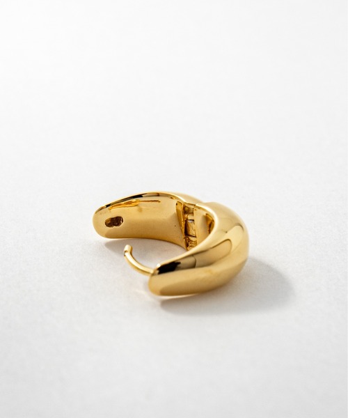 TOM WOOD（トムウッド）の「【TOMWOOD】ice hoop small アイスフープ ゴールド ピアス　ユニセックス（ピアス（両耳用）・レディース・ゴールド・FREE）」の5枚目の写真