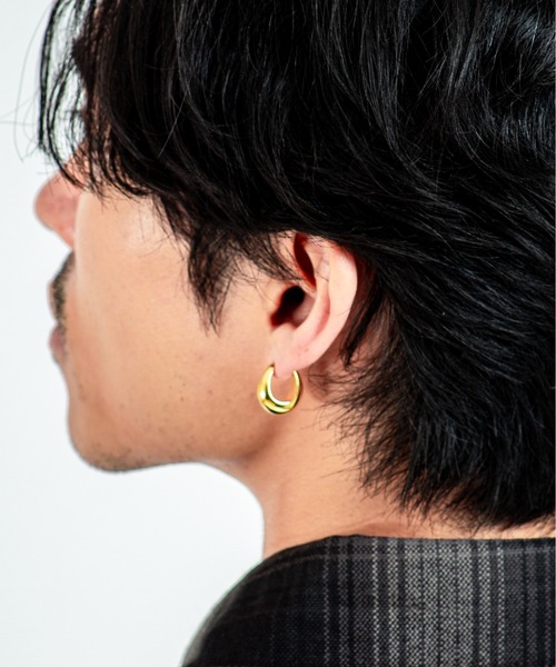 TOM WOOD（トムウッド）の「【TOMWOOD】ice hoop small アイスフープ ゴールド ピアス　ユニセックス（ピアス（両耳用）・レディース・ゴールド・FREE）」の8枚目の写真