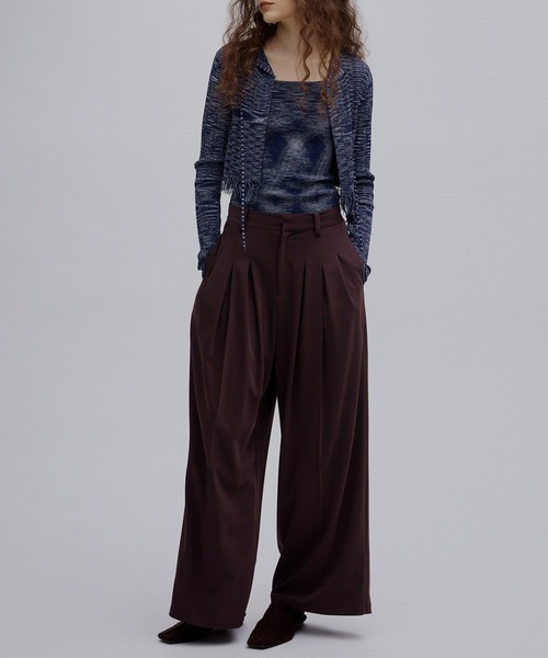 Ameri(アメリ)の「MODERN BALANCE TUCK PANTS(その他パンツ・レディース・ブラウン/チャコールグレー/レッド・MEDIUM/SMALL)」の12枚目の写真