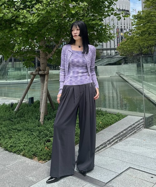 Ameri(アメリ)の「MODERN BALANCE TUCK PANTS(その他パンツ・レディース・ブラウン/チャコールグレー/レッド・MEDIUM/SMALL)」の20枚目の写真