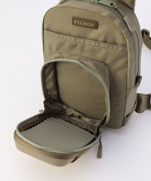 FILSON(フィルソン)の「FILSON/フィルソン Fishing Chest Pack/フィッシング チェスト パック(ショルダーバッグ・メンズ・オリーブ・フリ-)」の7枚目の写真