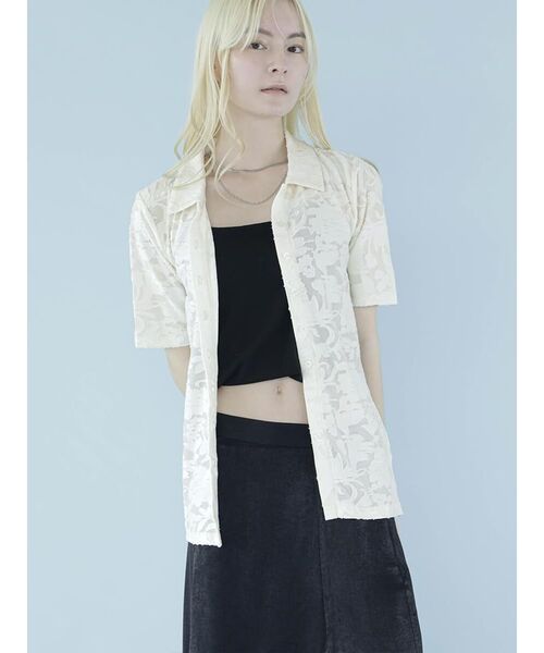 :ETHROF(イーサオブ)の「FLOWER JACQUARD SHEER SHIRT(その他トップス・レディース・ブラック/アイボリー・FREE)」の4枚目の写真
