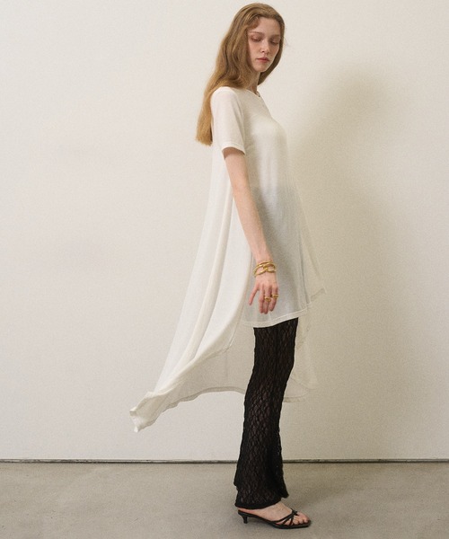 MIELI INVARIANT(ミエリインヴァリアント)の「Wrap Covered Tunic(Tシャツ/カットソー・レディース・ホワイト/ブラック・FREE)」の14枚目の写真