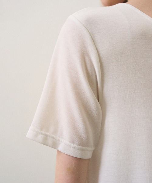 MIELI INVARIANT(ミエリインヴァリアント)の「Wrap Covered Tunic(Tシャツ/カットソー・レディース・ホワイト/ブラック・FREE)」の19枚目の写真