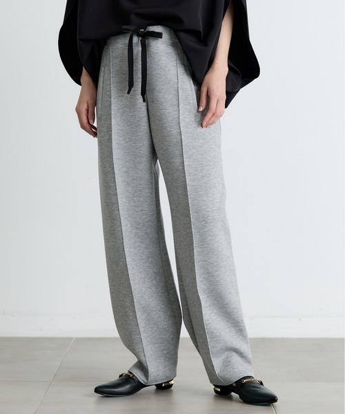 COGTHEBIGSMOKE(コグザビッグスモーク)の「【COGTHEBIGSMOKE/コグザビッグスモーク】GALAXY SEMI-WIDE TROUSERS/ダンボールスラックス(スウェットパンツ・レディース・ブラック/オフホワイト/グレー・1)」の21枚目の写真