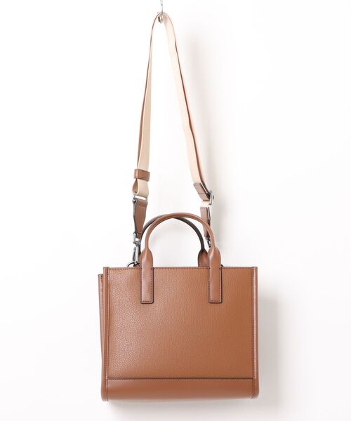 MICHAEL KORS(マイケルコース)の「COOPER トップジップ ストラクチャー トート クロスボディ(ショルダーバッグ・メンズ・ブラウン系・FREE)」の2枚目の写真