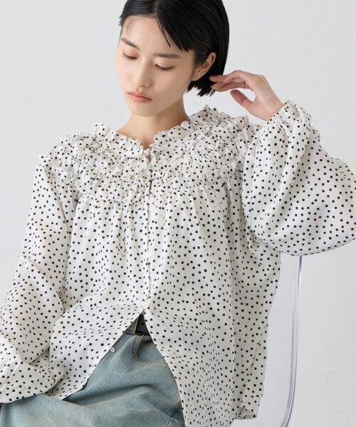 CIAOPANIC TYPY(チャオパニックティピー)の「∴【2WAY】フリルボリュームスリーブブラウス(シャツ/ブラウス・レディース・ホワイト/ホワイト系その他/ブラック・ONE SIZE)」の3枚目の写真