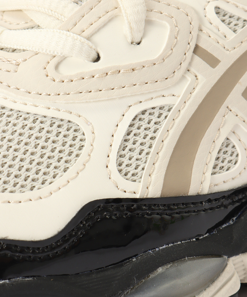 ASICS(アシックス)の「ASICS / アシックス GEL-NYC / 1203B081(スニーカー・レディース・アイボリー・24.5cm/24cm/23.5cm)」の6枚目の写真