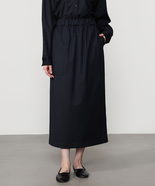 nicholson&nicholson(ニコルソンアンドニコルソン)の「nicholson & nicholson | ストレッチウール スカート WOMEN(スカート・レディース・ブルー系その他5/チャコール・38)」の5枚目の写真