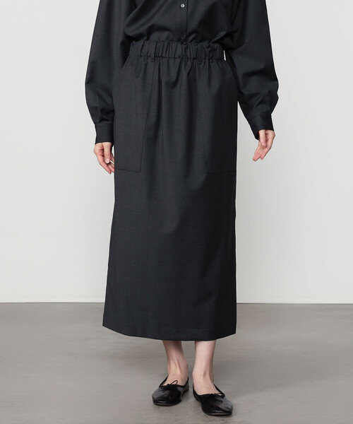 nicholson&nicholson(ニコルソンアンドニコルソン)の「nicholson & nicholson | ストレッチウール スカート WOMEN(スカート・レディース・ブルー系その他5/チャコール・38)」の1枚目の写真