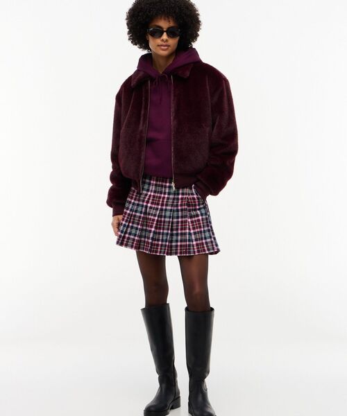 tommy jeans（トミー ジーンズ）の「プリーツミニスカート（スカート・レディース・レッド系9/ブラック・MEDIUM/SMALL/X-SMALL）」の4枚目の写真