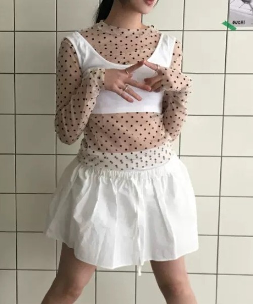 Vipoa(ヴィポア)の「Polka dot tulle tops(Tシャツ/カットソー・レディース・ホワイト/ブラック・FREE)」の21枚目の写真