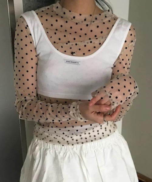 Vipoa(ヴィポア)の「Polka dot tulle tops(Tシャツ/カットソー・レディース・ホワイト/ブラック・FREE)」の19枚目の写真
