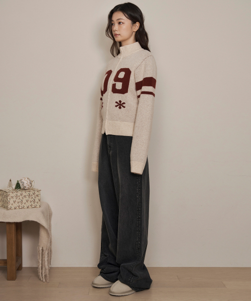 LOTSYOU(ロッツユー)の「lotsyou_Varsity Knit Zip-up Cardigan Oatmeal(カーディガン/ボレロ・レディース・その他・O/S)」の4枚目の写真