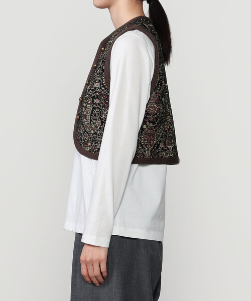 Bshop(ビショップ)の「INTO THE EAST | ダブルブレスト ジレ WOMEN(ベスト・レディース・ブラウン系その他・36)」の7枚目の写真