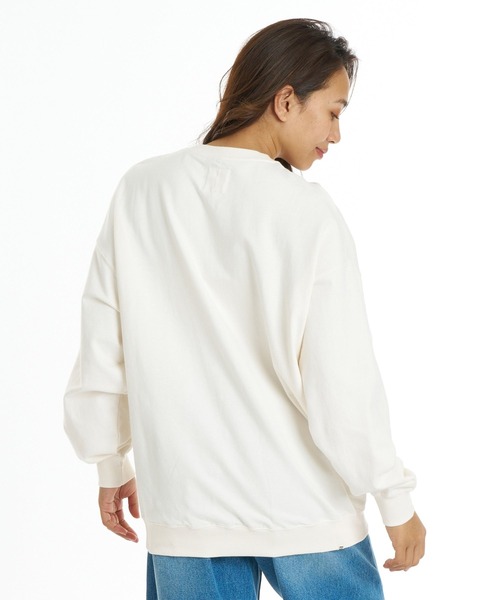BILLABONG(ビラボン)の「BILLABONG ウィメンズ GRAPHIC LOOSE FIT CREW トレーナー 【LOOSE FIT】【2026年秋冬モデル】/ビラボンクルーネックスウェット(スウェット・レディース・イエロー系その他/ホワイト/アイボリー/オフホワイト・LARGE/MEDIUM)」の9枚目の写真
