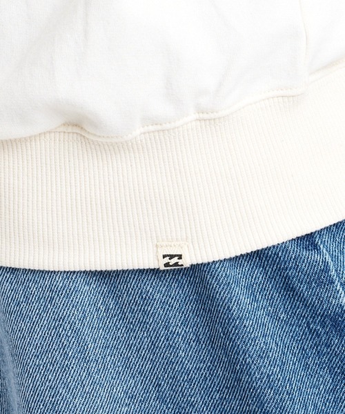 BILLABONG(ビラボン)の「BILLABONG ウィメンズ GRAPHIC LOOSE FIT CREW トレーナー 【LOOSE FIT】【2026年秋冬モデル】/ビラボンクルーネックスウェット(スウェット・レディース・イエロー系その他/ホワイト/アイボリー/オフホワイト・LARGE/MEDIUM)」の10枚目の写真