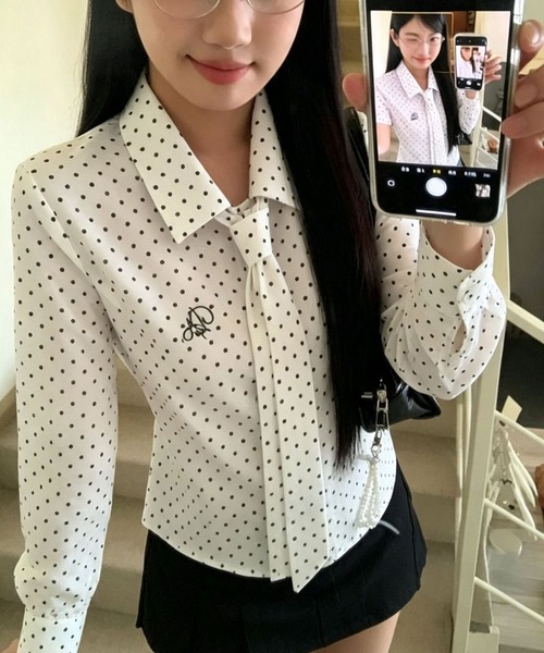 AsheKsha（アシクシャ）の「水玉ネクタイ付きウエストマーク長袖シャツ（シャツ/ブラウス・レディース・ホワイト・F）」の16枚目の写真