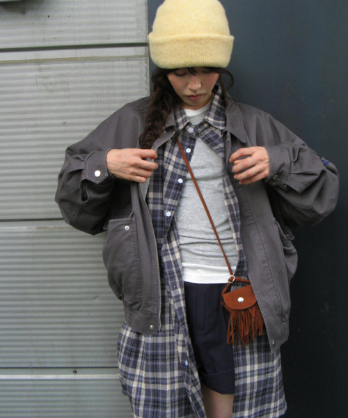 RONRON(ロンロン)の「RIBBON PIN SET SHIRT DRESS NAVY CHECK(ワンピース・レディース・その他・FREE)」の4枚目の写真