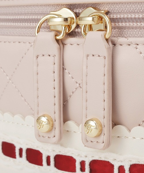 Maison de FLEUR(メゾンドフルール)の「ガトーフレーズパールハンドルバッグ(ショルダーバッグ・レディース・ホワイト/ピンク・FREE)」の19枚目の写真