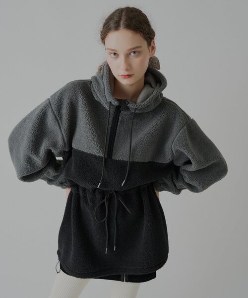 WHIMSIC(ウィムジック)の「【UNISEX】ボアフリースアノラックフーディー(パーカー・メンズ・オリーブ/ブラウン/ブラック・FREE)」の1枚目の写真