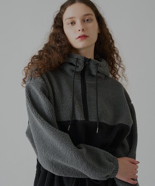 WHIMSIC(ウィムジック)の「【UNISEX】ボアフリースアノラックフーディー(パーカー・メンズ・オリーブ/ブラウン/ブラック・FREE)」の13枚目の写真