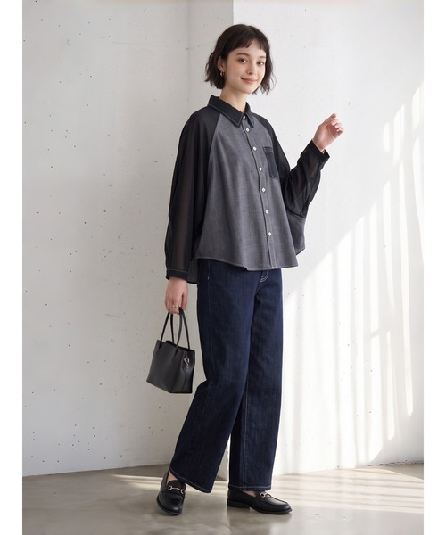 Sew loop（ソーループ）の「袖シフォン 異素材切替 配色ステッチ ラグランワイドスリーブシャツ（シャツ/ブラウス・レディース・ネイビー/ブラック・FREE）」の3枚目の写真
