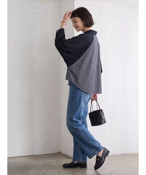 Sew loop（ソーループ）の「袖シフォン 異素材切替 配色ステッチ ラグランワイドスリーブシャツ（シャツ/ブラウス・レディース・ネイビー/ブラック・FREE）」の4枚目の写真