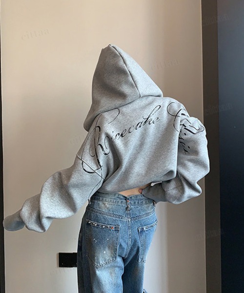 Dalfwin(ダールフィン)の「Ricecakeフード刺繍バックプリントジップアップショート丈フーディー(パーカー・レディース・グレー/ブラック・FREE)」の11枚目の写真