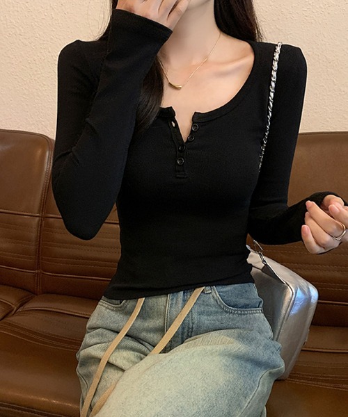 2ly2（トゥーリートゥー）の「ヘンリーネックリブ長袖トップス ボタン付き Uネック ストレッチ カットソー（Tシャツ/カットソー・レディース・グレー/ブラック/ホワイト/ブラウン・FREE）」の20枚目の写真
