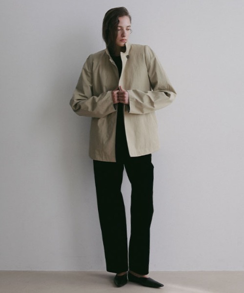 ETRE TOKYO（エトレトウキョウ）の「スリークラインベルベットパンツ（その他パンツ・レディース・ブラック・M/S）」の13枚目の写真