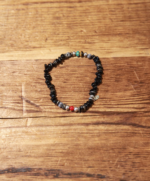 amp japan(アンプジャパン)の「Tumble Stone Short Bracelet-Black Agate-(ビーズ ブレスレット)(ブレスレット・メンズ・ブラック・FREE)」の3枚目の写真