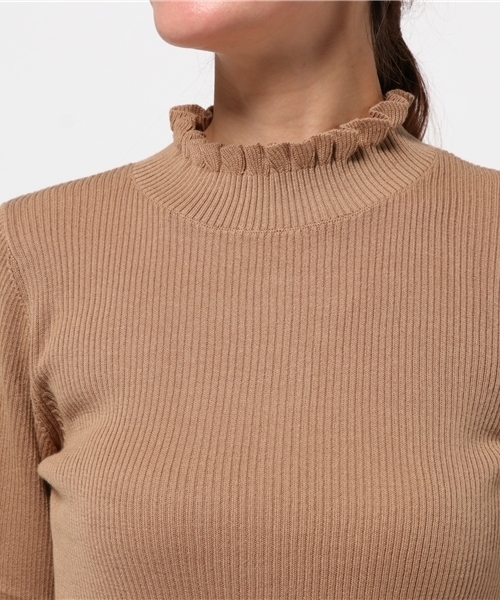 earth music&ecology（アースミュージックアンドエコロジー）の「【2016Autumn】フリルミニハイネックリブニットプルオーバー（ニット/セーター・レディース・レッド/ライトグレー/アイボリー/ブラック/ネイビー/ライトピンク/ライトベージュ/カーキ/ブルーグリーン/サックスブルー・M/S）」の14枚目の写真